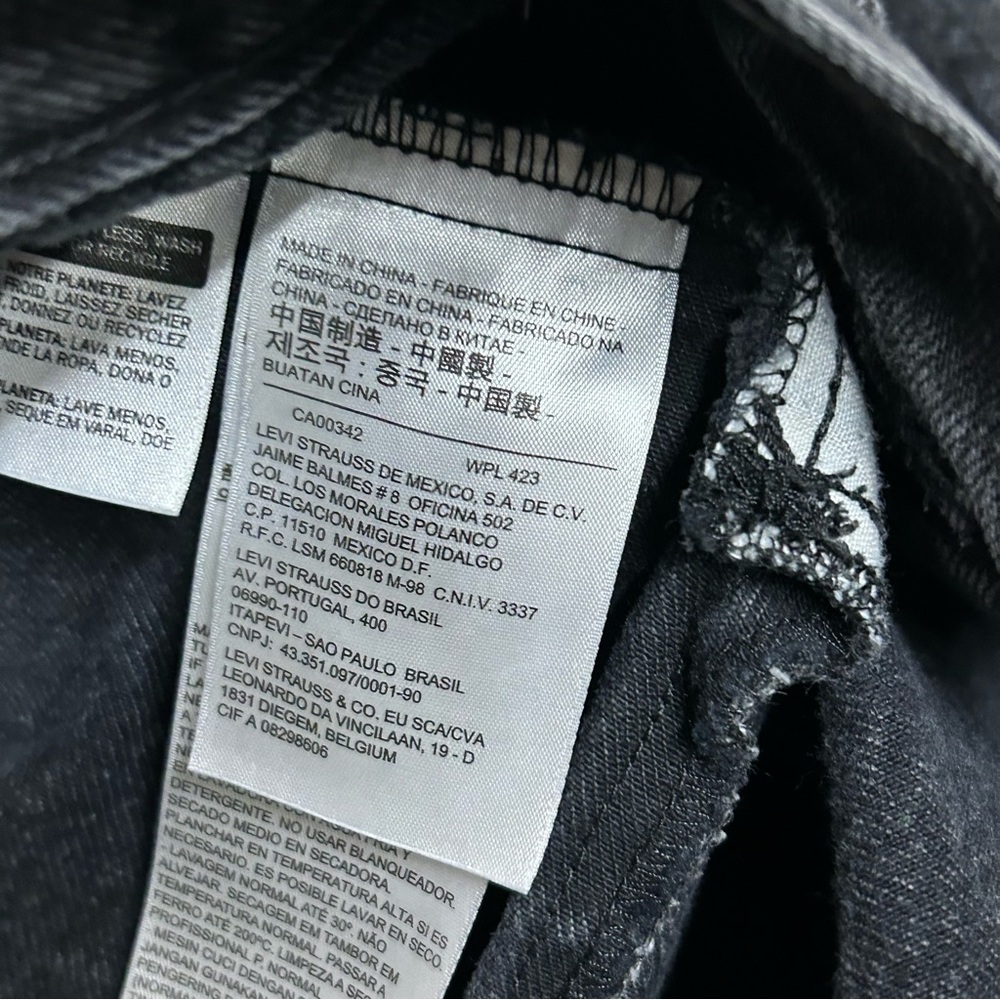 Vintage Levi's Denim Jacket Mens Large Black Y2K Type 3 Trucker Workwear Coat - Picture 6 of 11